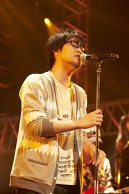 鷲崎健さん初のワンマンライブで歌にmcに演出にと鷲崎ワールドを堪能した 声旬