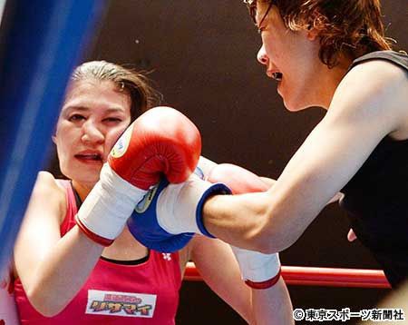 ボクシング モデルボクサー 高野人母美tko負けで顔面崩壊 画像有り 世界一速報
