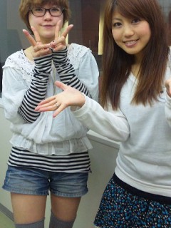 佐藤利奈 メガネ ニーハイ 絶対領域 声優メモ帳