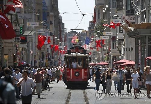トルコ人 韓国は兄弟国家 韓流が大好きです 一緒に飲みましょう 韓国人 トルコでボッタクリ詐欺が横行 旅行客に甘い言葉で近づいて酒代詐欺 韓国ニュース 世界の憂鬱 海外 韓国の反応