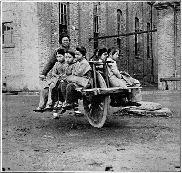 中国 ロシア人 １００年以上前から使われている中国の ハイテク猫車 の画像をごらんください 画像２３枚 世界の憂鬱 海外 韓国の反応