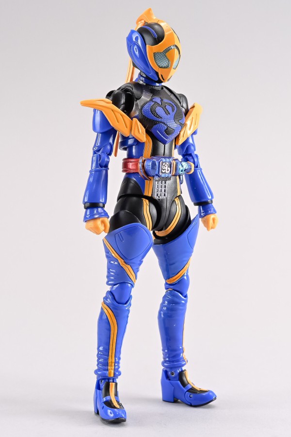 レビュー】S.H.Figuarts 仮面ライダージャンヌ コブラゲノム
