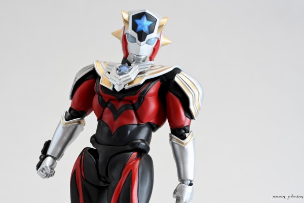 レビュー】S.H.Figuarts ウルトラマンタイタス : フィギュアフォトライフ