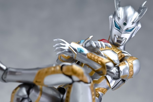 SHF ウルティメイトシャイニングゼロ ニュージェネレーション
