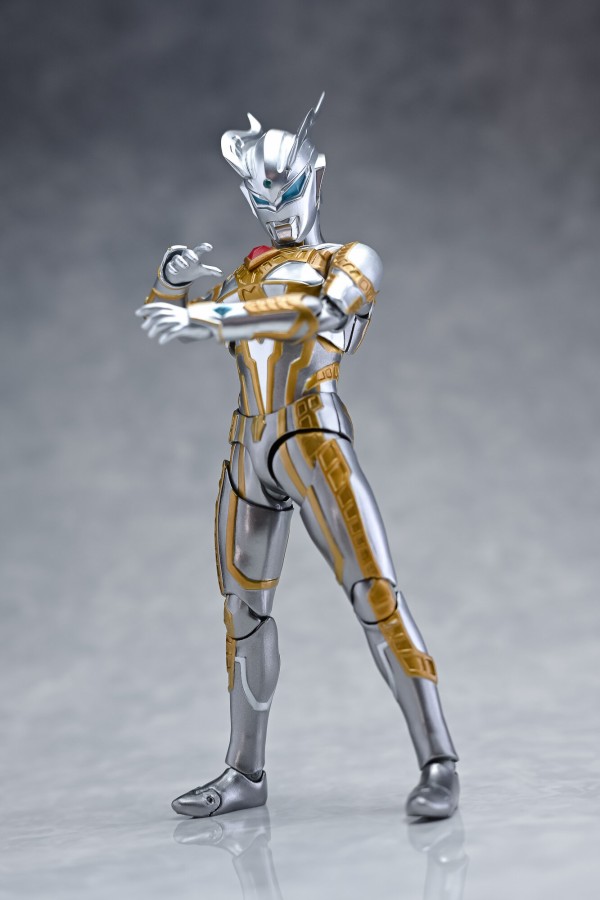 レビュー】S.H.Figuarts ウルティメイトシャイニングウルトラマンゼロ