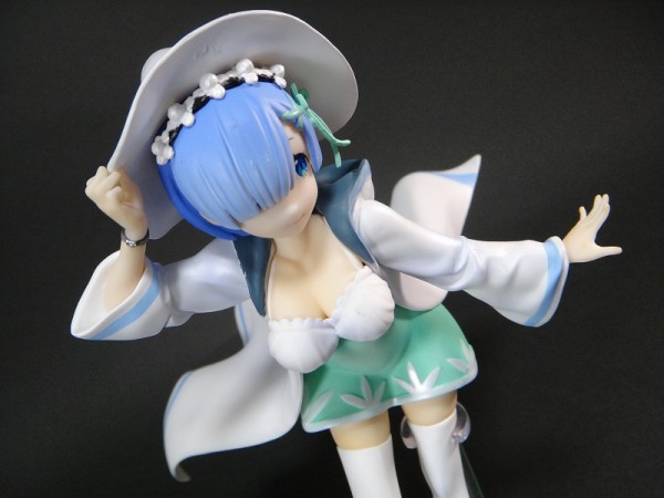 バンダイ 一番くじ Re ゼロから始める異世界生活 Snow White Life Ver ラストワン賞 アナザーカラーver レム フィギュア レビュー せんろぐ