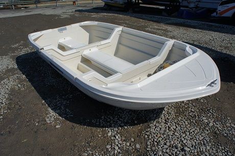 3分割ボート入荷。バリバリです。。。 : 船のお務め-船務メモ by GOKO-MARINE