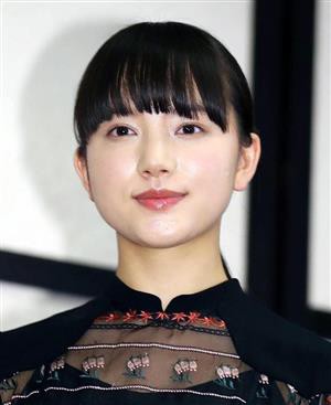 浜辺美波 顔が小さすぎる 低身長女優が芸能界を席巻中 セクシーニュース