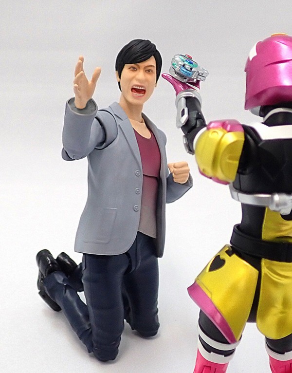 好評受注中！ドキドキ＆ときめきが止まらない！「仮面ライダー