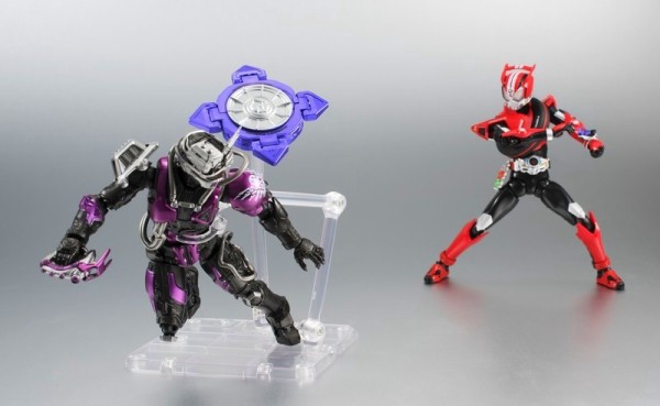 仮面ライダードライブ！3ヵ月連続「タイヤコウカーーーーーン