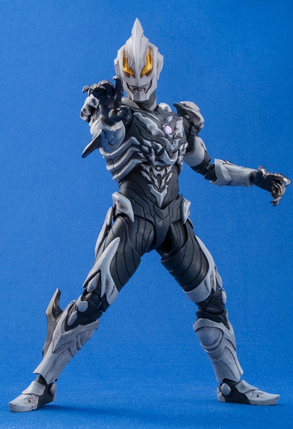 新品 フィギュアーツ ウルトラマンベリアル アトロシアス 2025年最新】フィギュアーツ ベリアル アトロシアスの人気