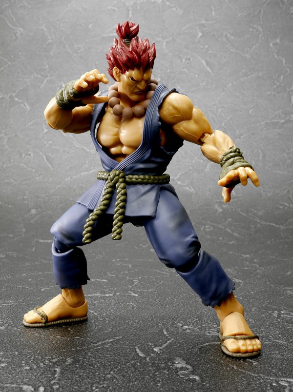 拳を極めし者」、見参…… ストリートファイター「S.H.Figuarts 豪鬼