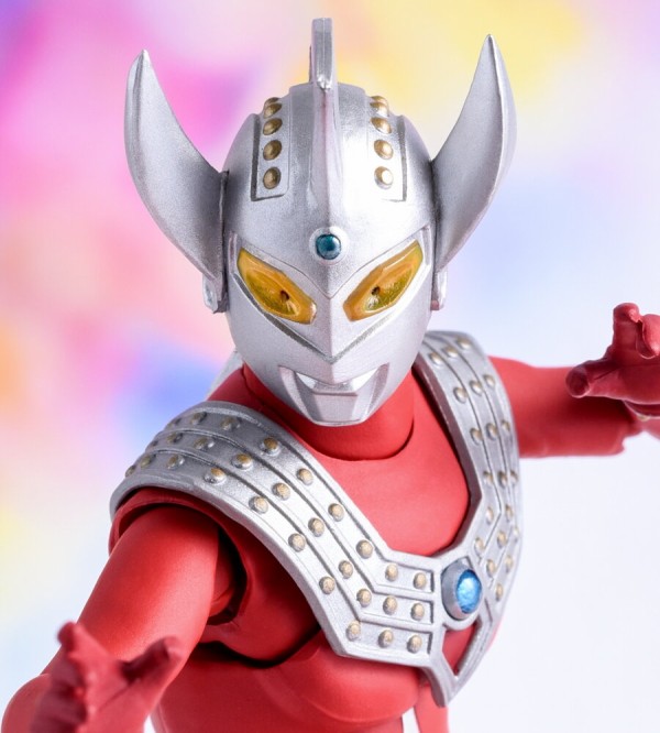 S.H.Figuartsで紡がれる親子の絆！11月30日店頭発売「ウルトラマン