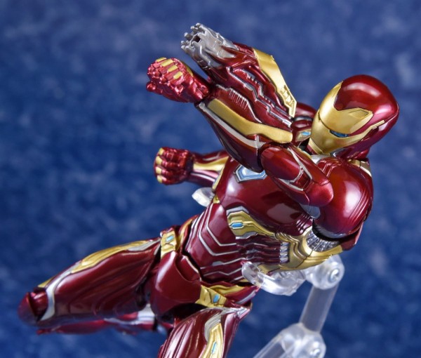 6/16店頭で激突!S.H.Figuarts「アイアンマン マーク50」「サノス 6/16店頭で激突!S.H.Figuarts「アイアンマン マーク50」「サノス