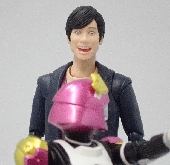 好評受注中！ドキドキ＆ときめきが止まらない！「仮面ライダー