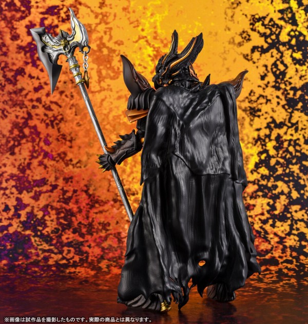 魂ウェブ商店受注中「S.H.Figuarts（真骨彫製法） 暗黒騎士キバ」撮影