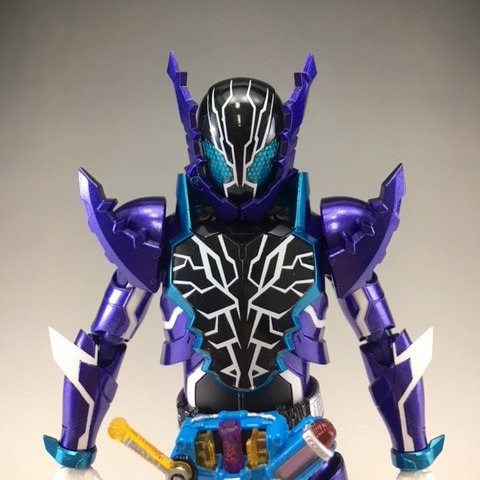 割れる！食われる！砕け散る！「仮面ライダーローグ」試作彩色品 夜の