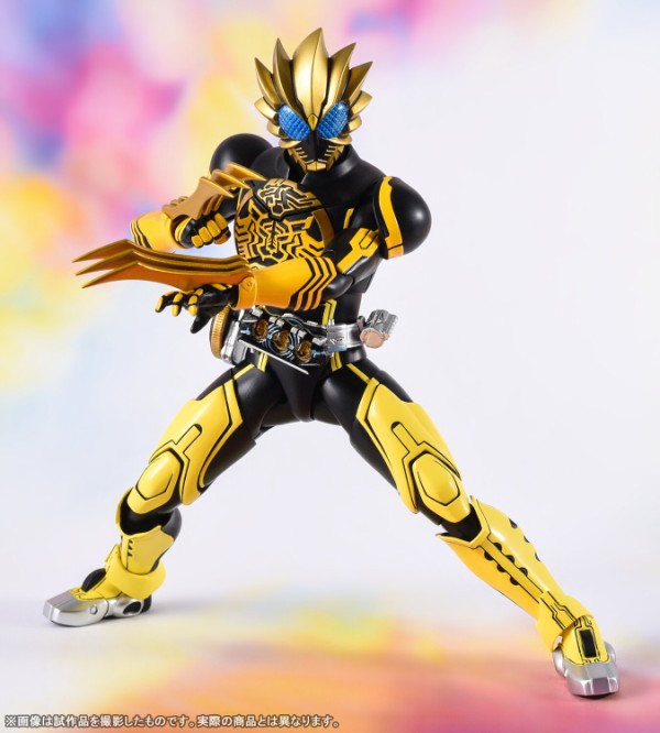 ライオン！トラ！チーター！1月31日受注開始「S.H.Figuarts 真骨彫製法 仮面ライダーオーズ ラトラーター コンボ」撮り下ろしレビュー :  S.H.Figuarts(エス・エイチ・フィギュアーツ) スタッフブログ