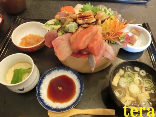 魚心亭 八王子の寿司屋でおまかせ丼 テラ医者の独り言 普通 時々テラめし