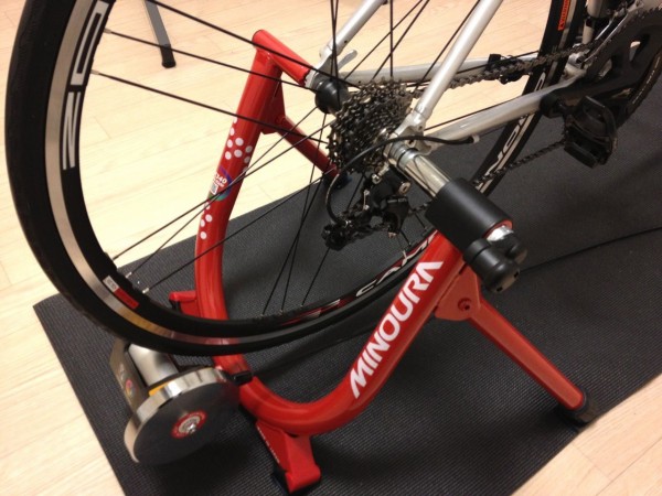 ミノウラ MINOURA 固定ローラー台 LR340 冬場のおすすめローラー