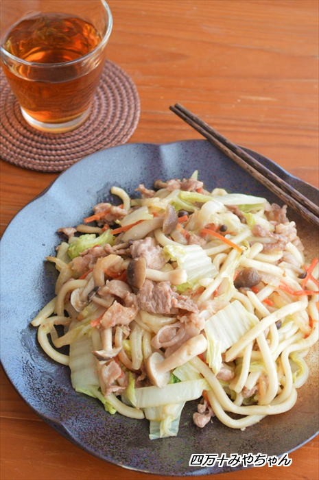 コクうま 白菜の味噌バター焼きうどん 四万十住人の 簡単料理ブログ Powered By ライブドアブログ