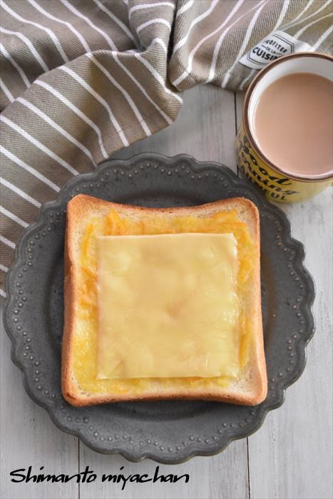 冷凍作り置きトースト まるでチーズケーキ マーマレードとチーズのトースト 四万十住人の 簡単料理ブログ Powered By ライブドアブログ