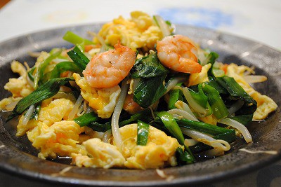 たっぷりニラと エビの ふんわり 卵 ソテー 四万十住人の 簡単料理ブログ Powered By ライブドアブログ