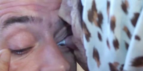 黄金の舌 目玉を舐めて病気を治すおばあちゃん ひかたま 光の魂たち