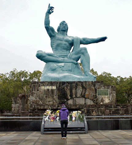 長崎 原爆資料館 平和祈念像 浦上天主堂 稲佐山展望台 Daily News 名古屋 三河のグルメブログ