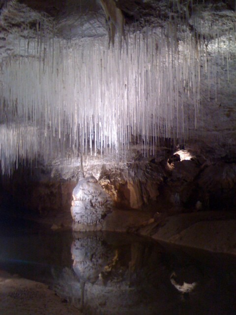 フランスのショランシュ鍾乳洞 (Grotte de Choranche) : SHINYO MAG / シンヨ マグ