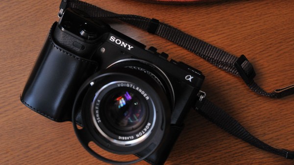 nex-7 本体、カメラケース、バッテリー SONY ミラーレス一眼 NEX-7 レンズ3本/ケース/予備バッテリーセット