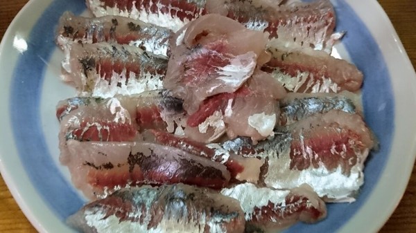 レシピあり アジ料理５選 刺身 干物 唐揚げ アジフライ 南蛮漬け 釣りたての鯵の美味しい料理 堤防釣りサビキ釣り フカセ釣り 猪丸の釣りとグルメと