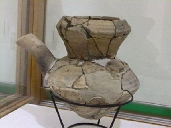 石棒(麻羅地蔵)が出土 縄文時代後期・晩期の拠点的集落 ネット初公開