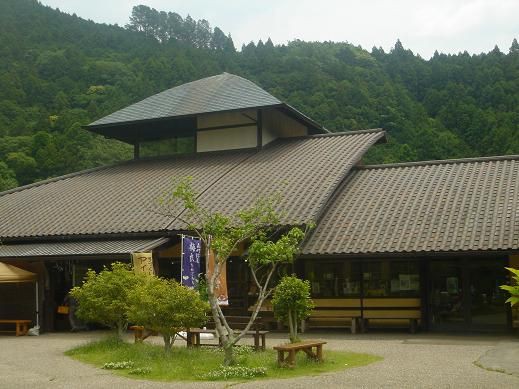 陶芸 紙漉き 草木染めなど創作体験 カヌー パターゴルフ テニスなどアウトドアが楽しめる複合施設 森町体験の里 アクティ森 静岡県智郡森町問詰1115 1 00shizuoka静岡観光おでかけガイド