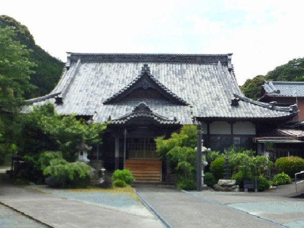 江戸後期の南画家　遠江国　静岡県西部生　渡辺崋山弟子『◆平井顕斎肉筆　★淡彩水墨山水図（米法山水図）＊紙本杉柾共箱付』掛軸　中国 渡辺崋山の弟子 南画家 平井顕斎の記念碑 曹洞宗 日照山 円成寺 (静岡