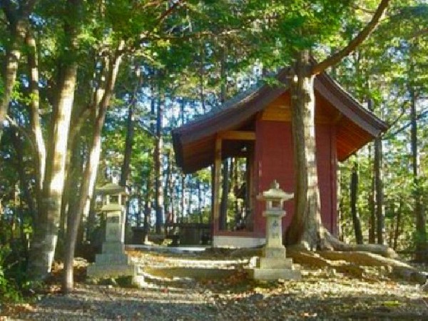 勝負事に御利益があるパワースポット 戦国時代の狼煙台 五輪菩薩 (静岡