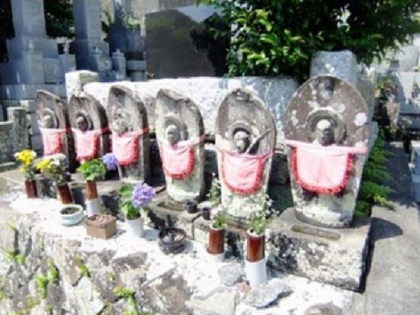 今川義元公慰霊塔(墓),墨崎延命地蔵尊 臨済宗妙心寺派 花屋山 富