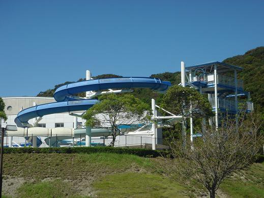 流れるプール ウォータースライダー 露天風呂が人気 御前崎市民プール すいすいパークぷるる 静岡県御前崎市宮内1581 1 00shizuoka静岡観光おでかけガイド