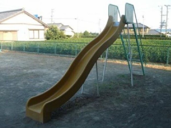 ロープ式ブランコ,スプリング遊具,滑り台,シーソー 猪土居公園(仮