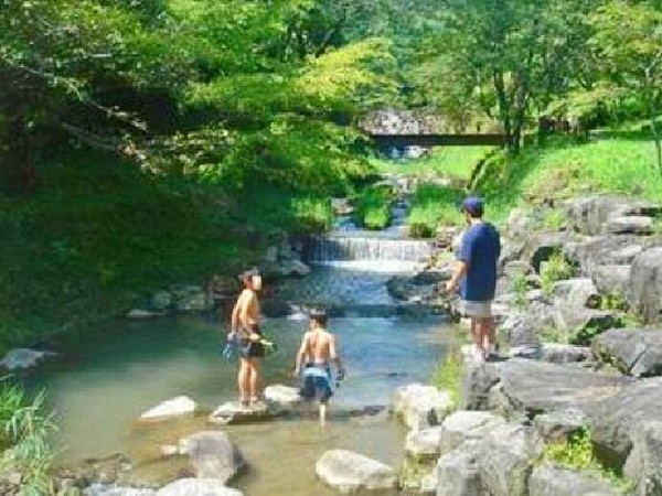 夏休みは川遊び 無料でキャンプ バーベキュー 童子沢親水公園 静岡県島田市 旧榛原郡金谷町 大代2485 1 00shizuoka静岡 観光おでかけガイド