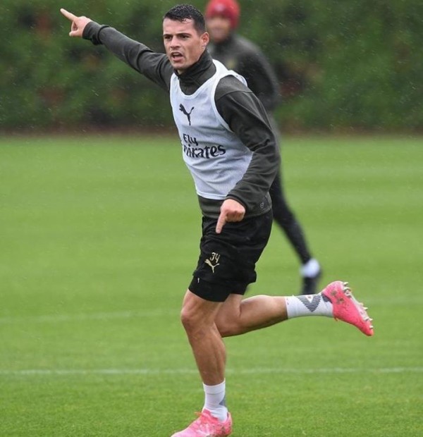 グラニト ジャカが未発売のスパイクを着用開始 0014のblog