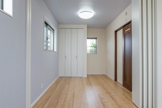 子供部屋の仕切りに開閉壁 折れ戸タイプ パナソニックのスクリーンウォール 注文住宅ブログ 大阪京都で注文建築専門の工務店は匠建枚方