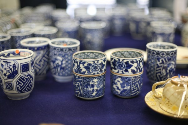 京烧·清水烧】“京烧·清水烧”是从桃山时代开始随着茶道的流行而发展起来 