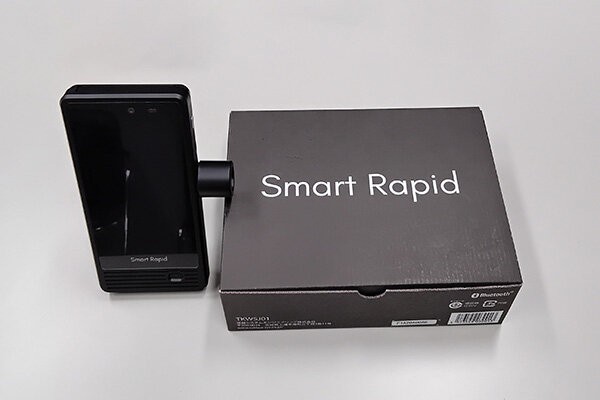 卓上型顔認証付き温度測定機器「Smart Rapid」を寄贈していただきまし