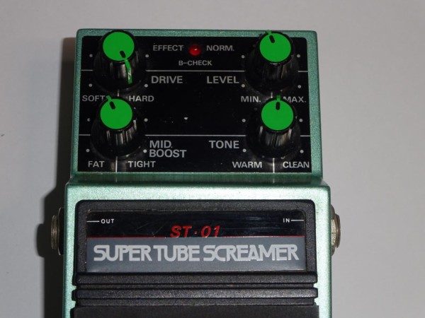 MAXON Super Tube Screamer ST-01 (1) : 長田(猫舌)のblog