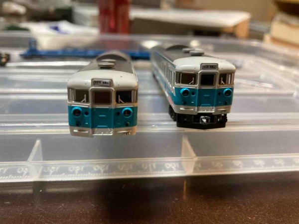 鉄道部品 113系　テーブル　2種類 鉄道部品 113系 テーブル 2種類