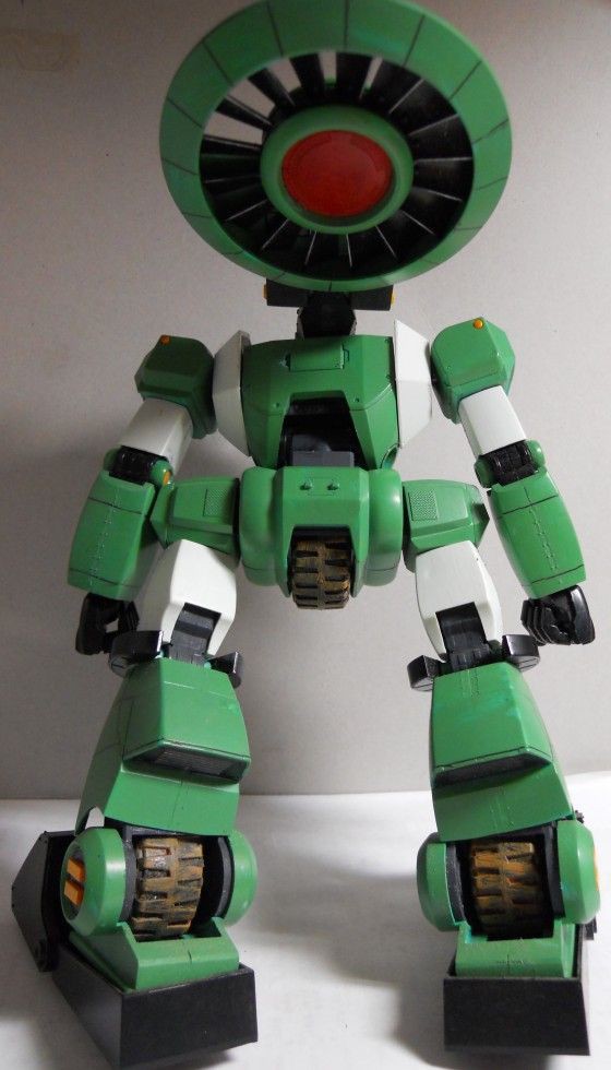 Amazon | R3 1/100 ウォーカーマシン ウォーカーギャリア リアル