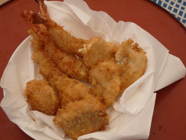 牡蛎串フライと大海老フライと はだて の生うに 濱端