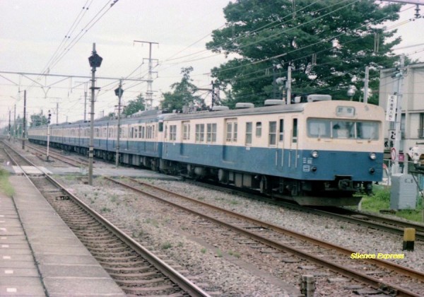 中央東線のクモニ83形 （1980年/1984年） : Silence Express