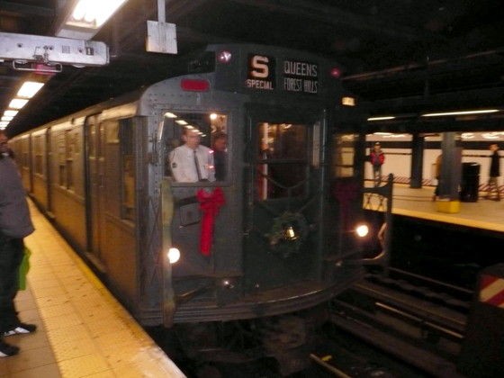 【希少】バス・地下鉄ヴィンテージサインロール（本物）【1点】 BUS SIGNS ビンテージバスサイン エンブレム - WEST VILLAGE TOKYO